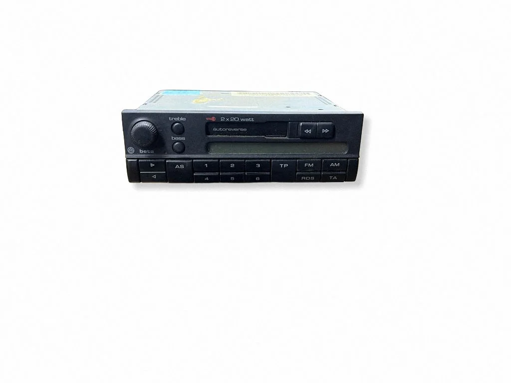 Radio/CD/DVD/GPS head unit 3B0035152A