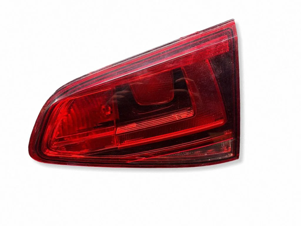 Tailgate rear/tail lights 5GM945094A