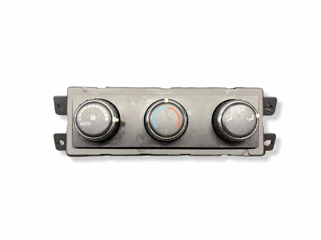 Climate control unit – Chrysler Grand Voyager V (2007-2015)