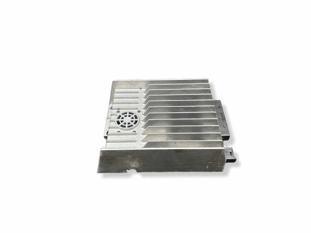 Sound amplifier – Mercedes-Benz CLS-Class C218 X218 (2011-2017)