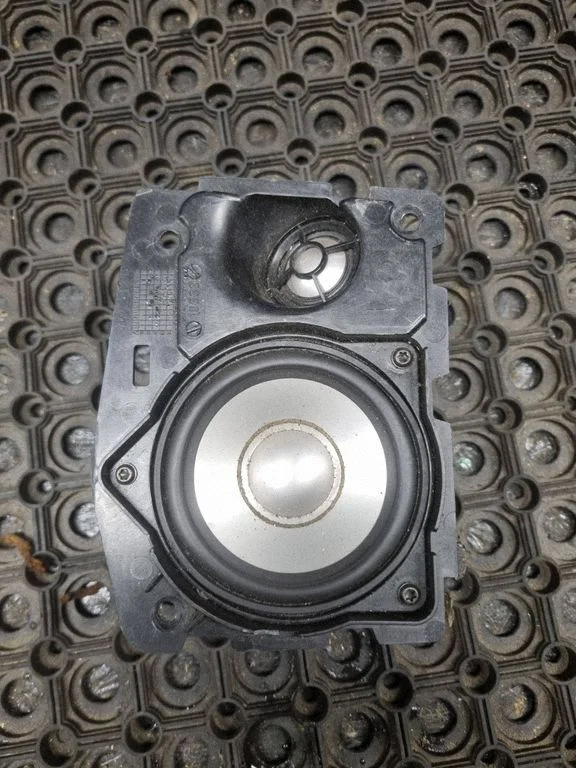 Panel speaker – BMW 7 Series E65 E66 (2001-2008)