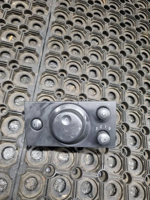Light switch – Opel Vectra C (2002-2005)