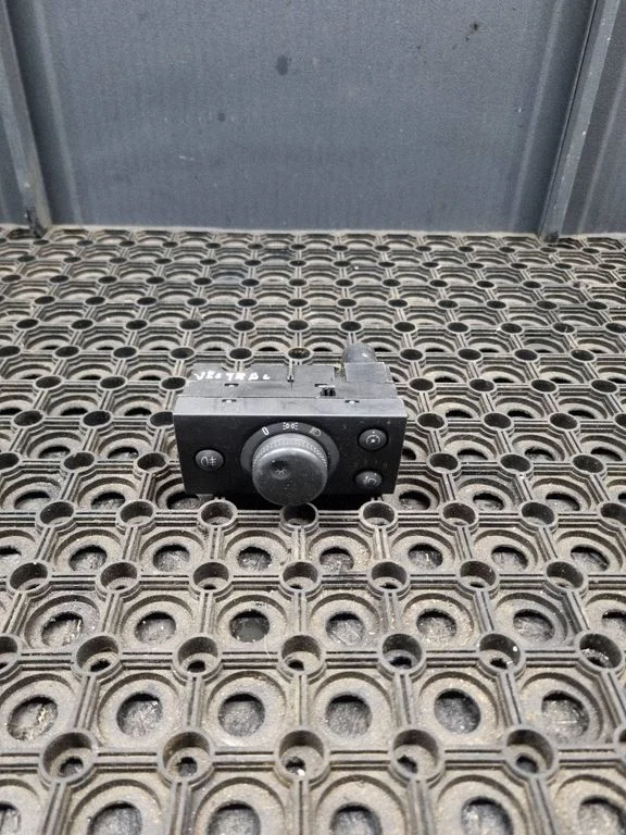 Light switch – Opel Vectra C (2002-2005)