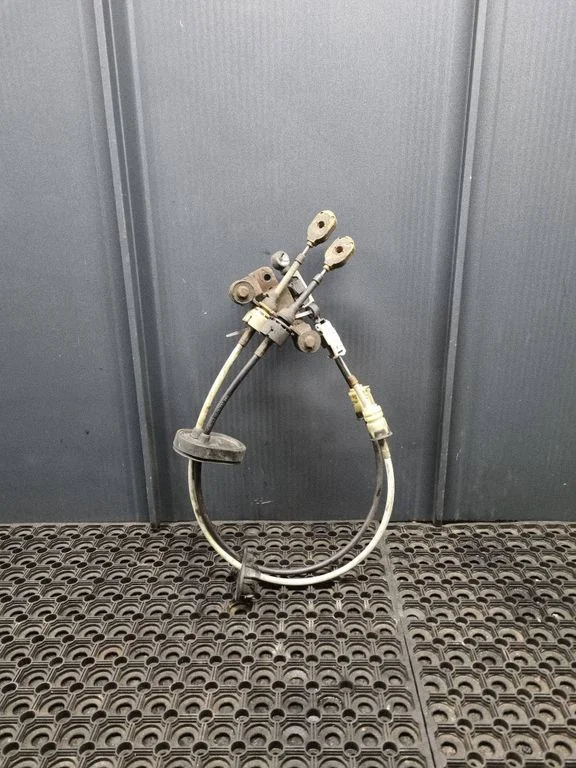 Gear shift cable linkage GM24424786
