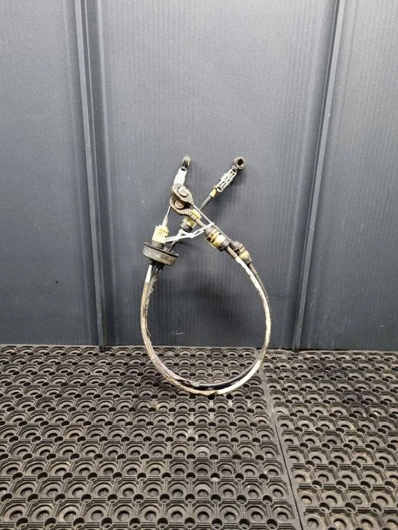 Gear shift cable linkage