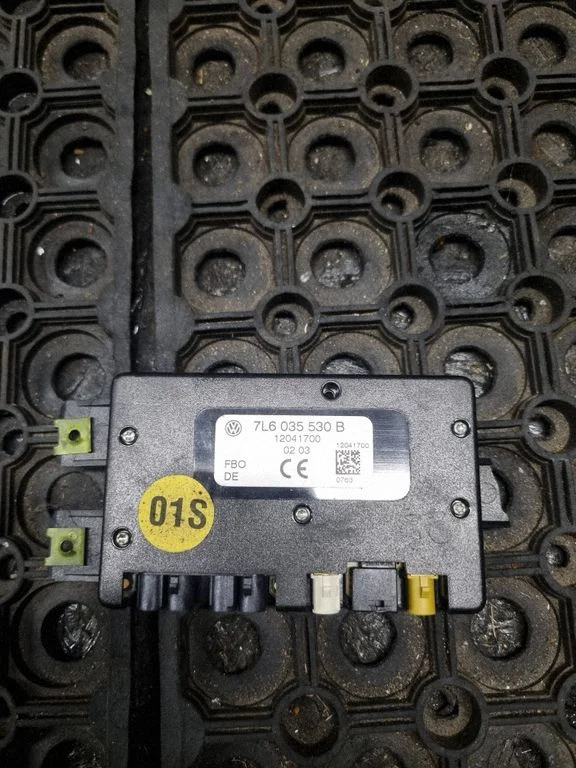 Aerial antenna amplifier 7L6035530B