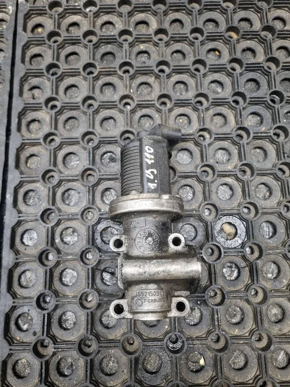 EGR valve 55215031