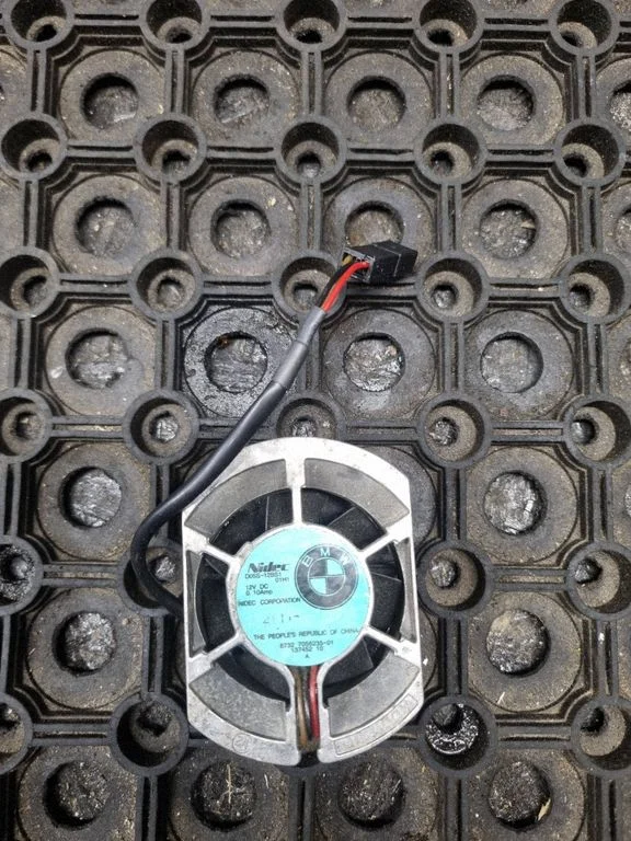 Istme ventilaator/puhur – BMW 7-seeria E65 E66 (2001-2008)