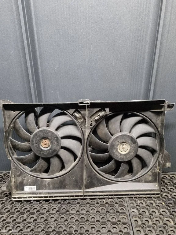 Radiator cooling fan shroud – Opel Vectra C (2002-2005)