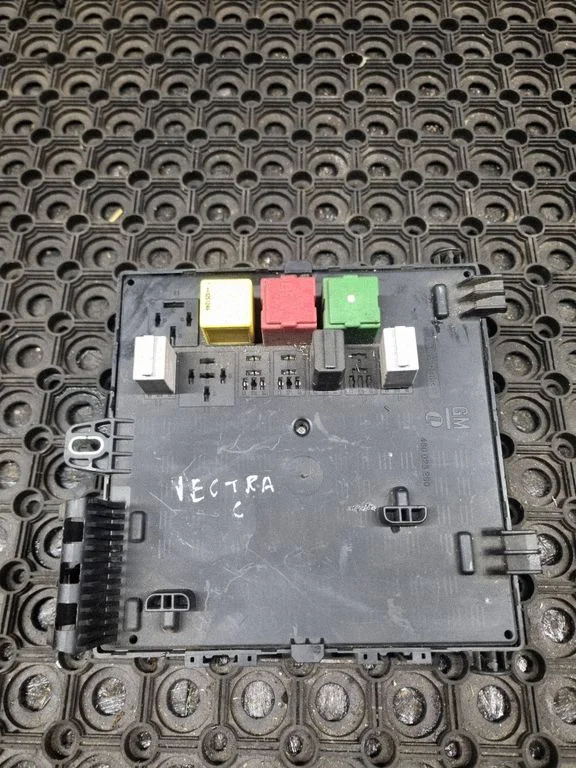 Fuse box set – Opel Vectra C (2002-2005)