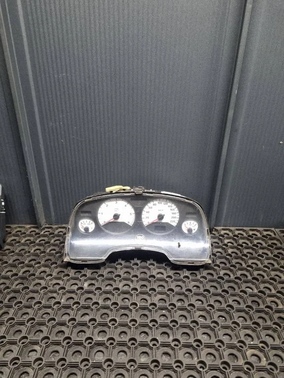 Speedometer (instrument cluster) – Opel Zafira A (1999-2005)
