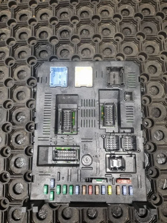 Fuse module 216761594