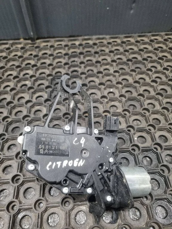 Rear window wiper motor – Citroen C4 I (2004-2010)