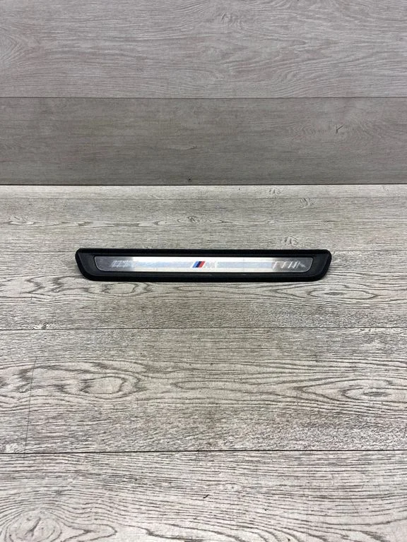 Nakładka progu przedniego – BMW Seria 3 G20 G21 (2019-)