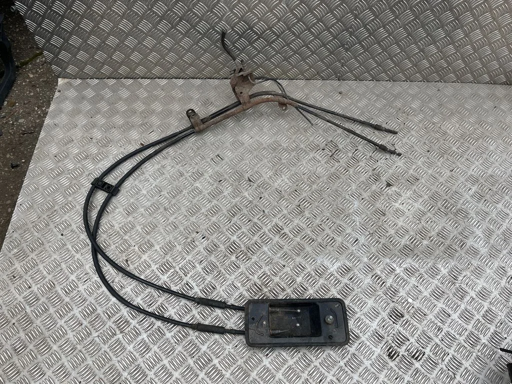Handbrake/parking brake wiring cable – Volkswagen Passat B5.5 (2001-2005)