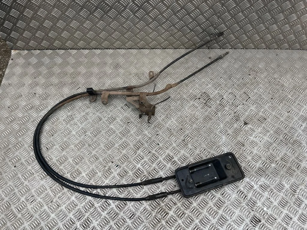 Handbrake/parking brake wiring cable – Volkswagen Passat B5.5 (2001-2005)