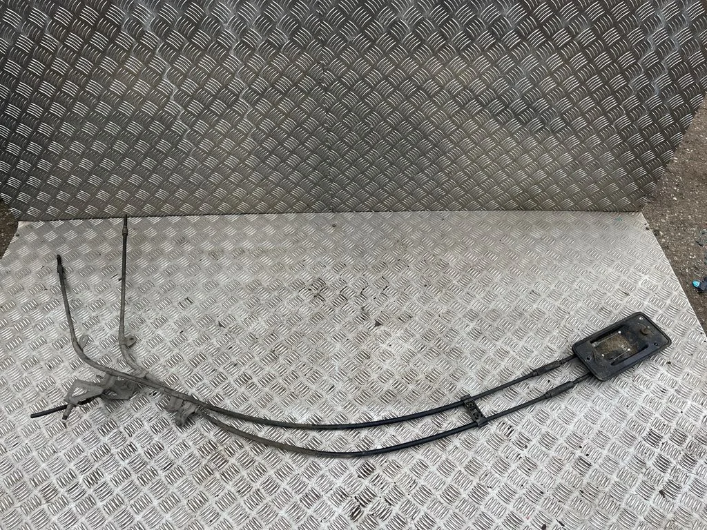 Handbrake/parking brake wiring cable – Volkswagen Passat B5.5 (2001-2005)