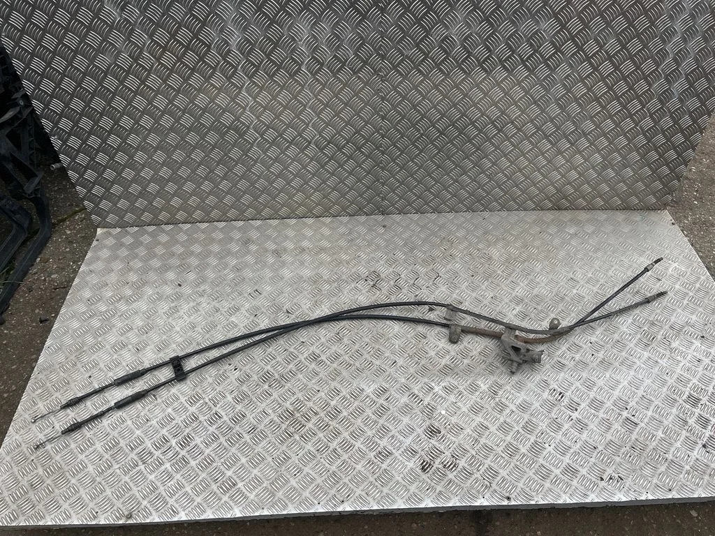 Handbrake/parking brake wiring cable – Volkswagen Passat B5.5 (2001-2005)