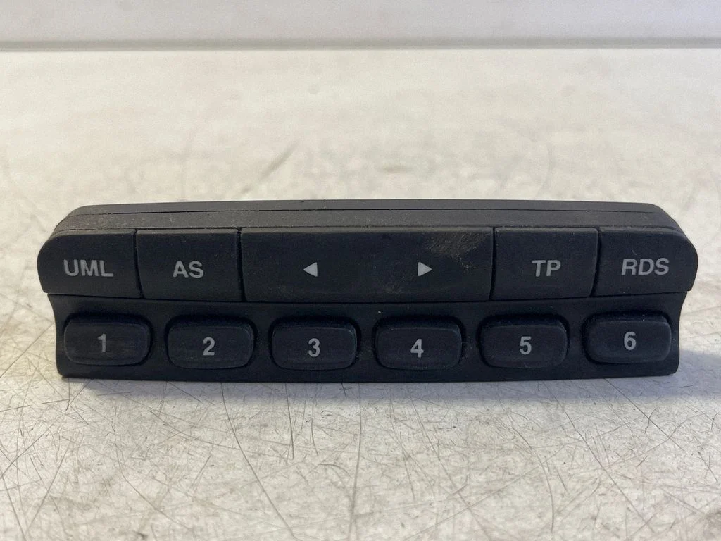 Head unit multimedia control – Opel Zafira A (1999-2005)