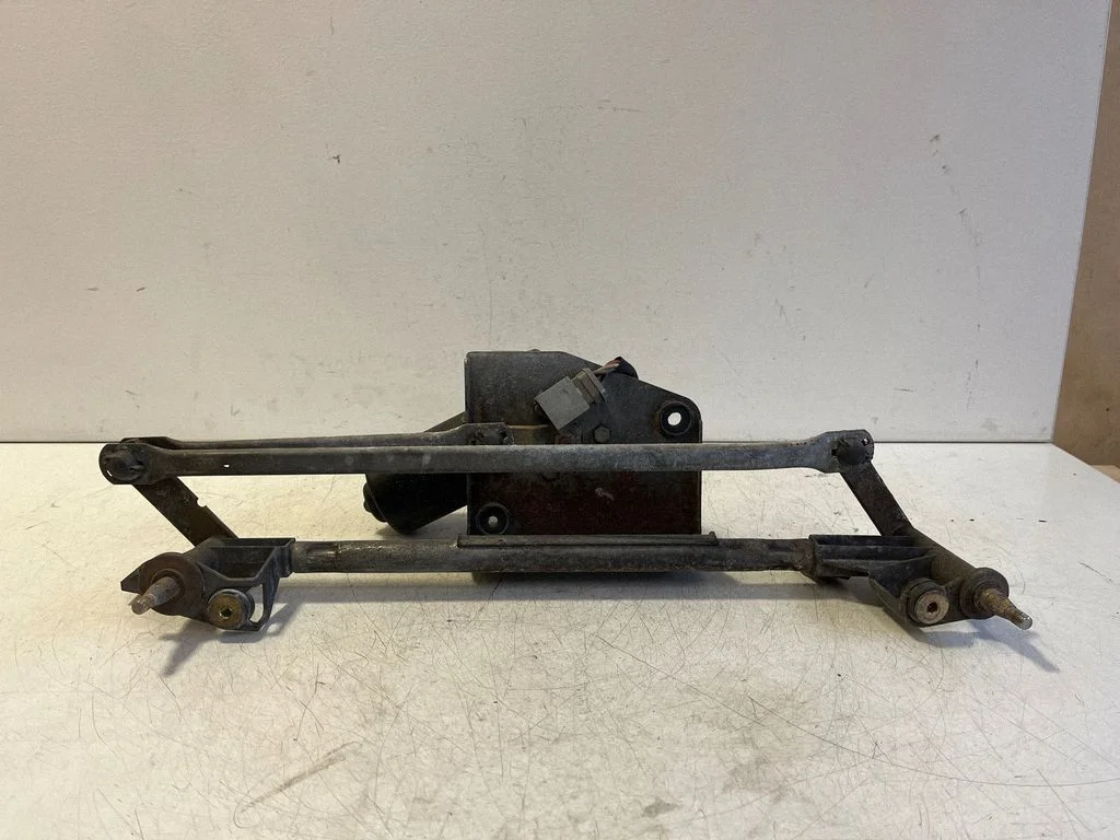 Front wiper linkage and motor 28869L