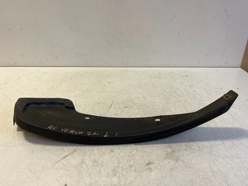 Tagumine porikaitse 5215344050 – Toyota Avensis Verso (2001-2009)