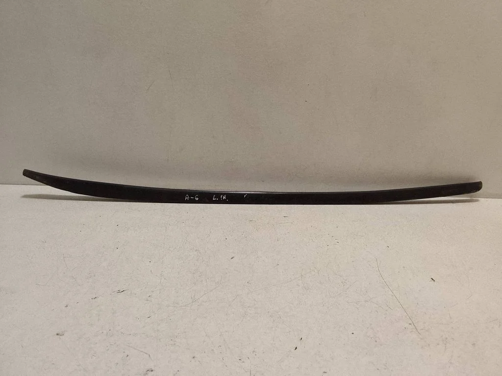 Listwa szyby przedniej – Audi A6 S6 C6 4F (2004-2011)