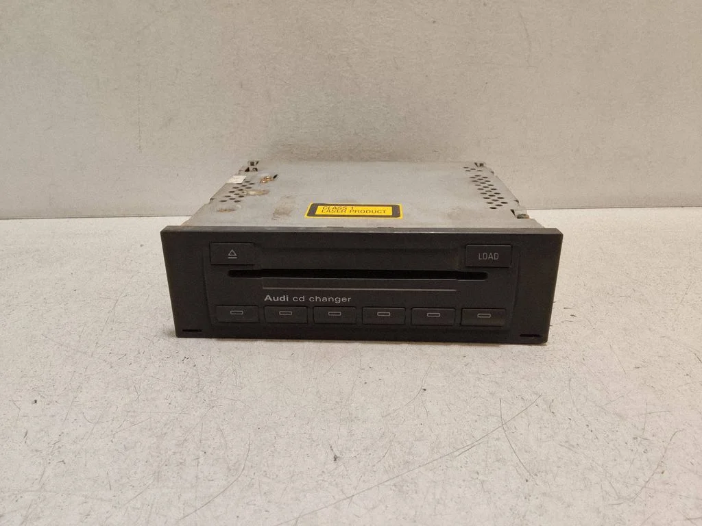 CD/DVD changer – Audi A4 S4 B6 8E 8H (2001-2005)