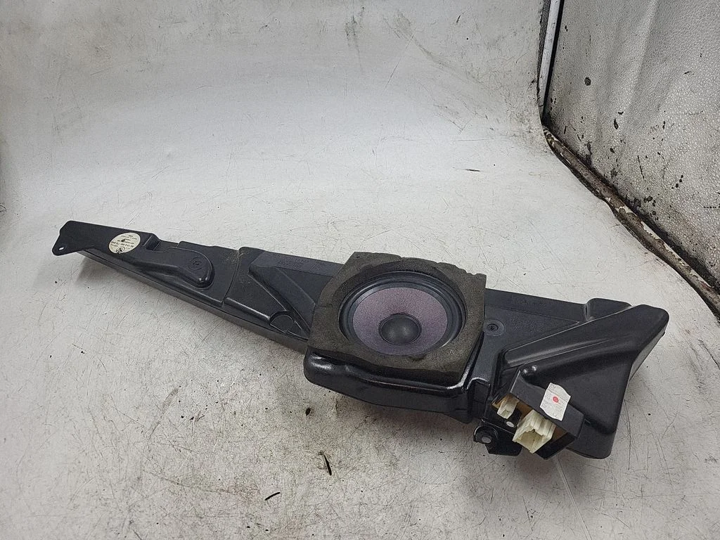 Front door speaker – BMW 5 Series E39 (1996-2003)