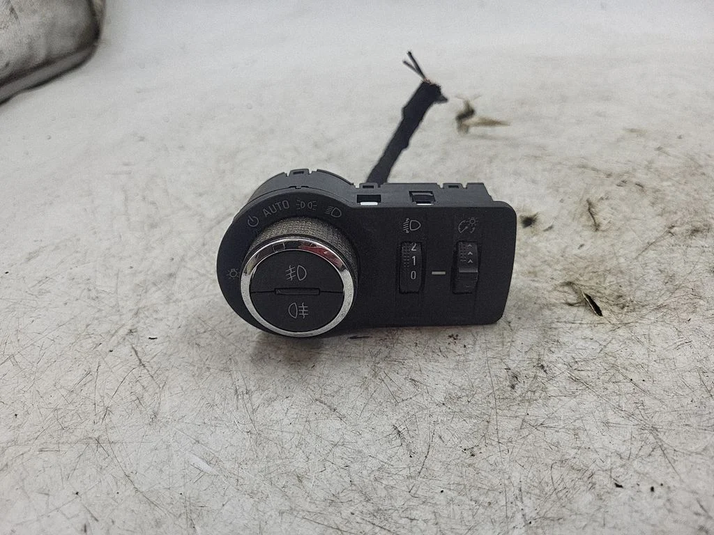 Light switch – BMW 5 Series E39 (1996-2003)