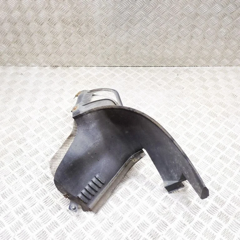 Heat shield in engine bay 98650583200