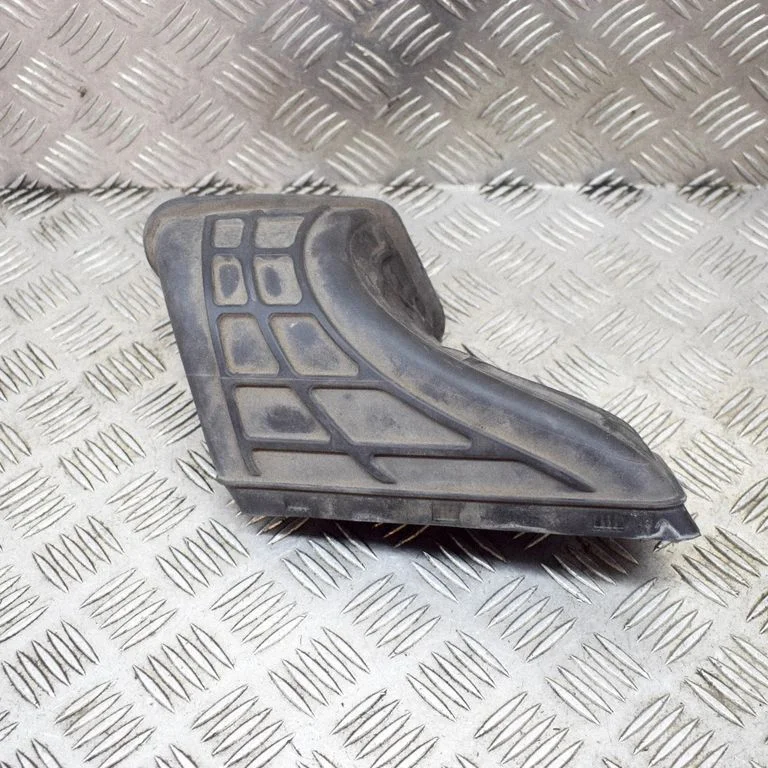 Gaisa ieplūdes kanāla detaļa (-as) 8R0129739A