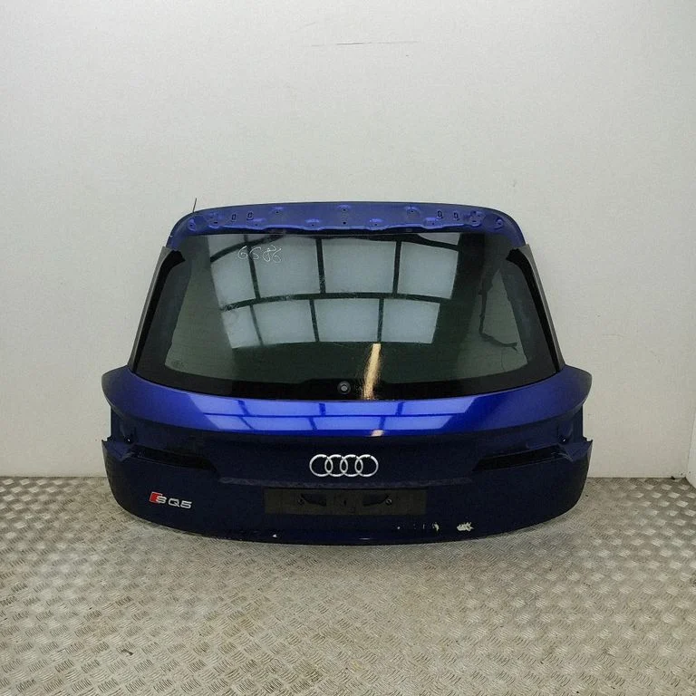 Tagaluuk (pakiruumi) – Audi Q5 SQ5 FY (2017-2025)