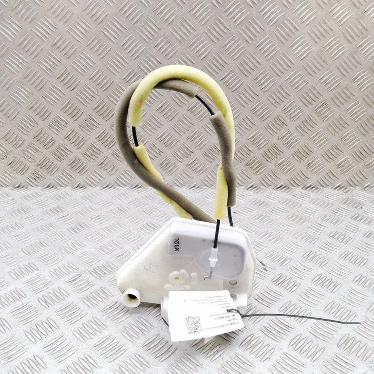 Esiukse lukk NA1V58310A