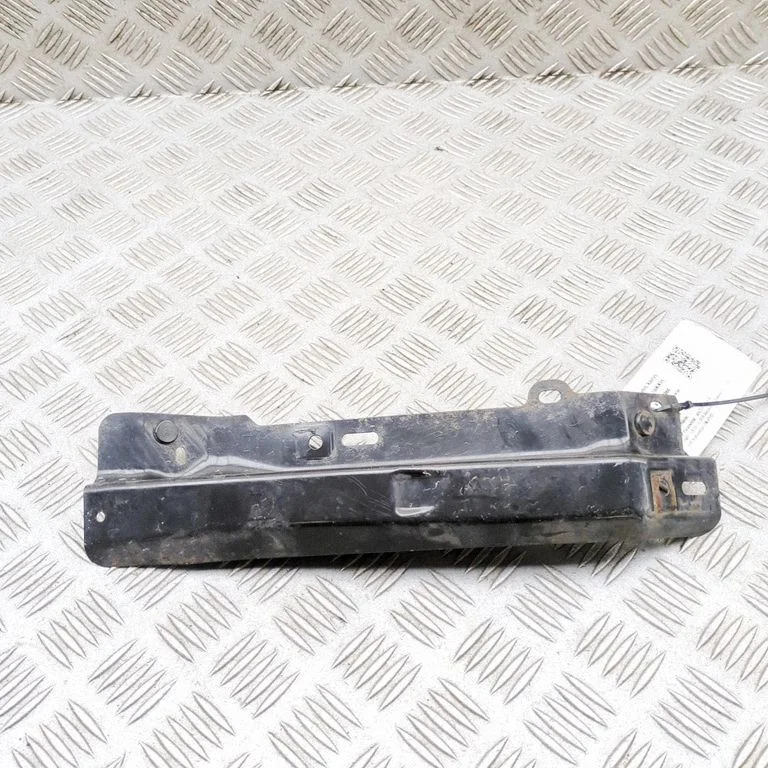 Esistange kinnitusklamber N247500K0A