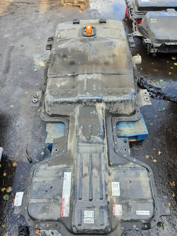 Hübriid-/elektriauto aku – Hyundai Ioniq (2016-)