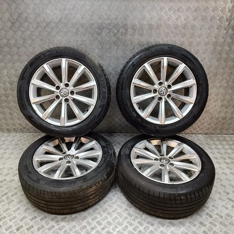 R17 alloy rim 3G0601025D