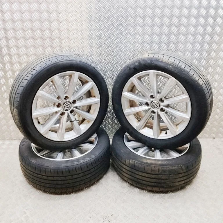 R17 alloy rim 3G0601025D