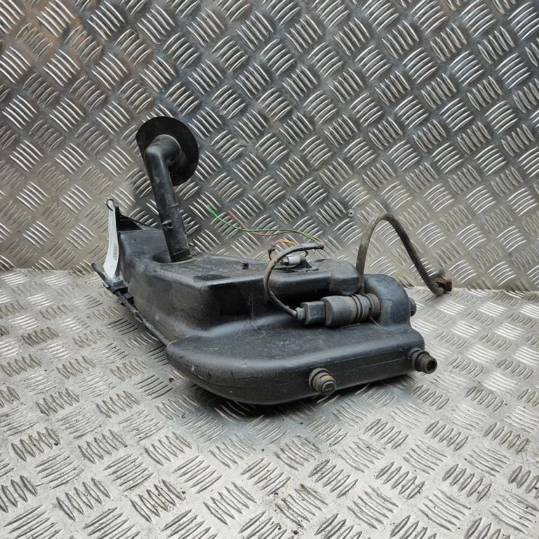Windshield washer fluid reservoir/tank – Porsche Boxster 986 (1996-2004)