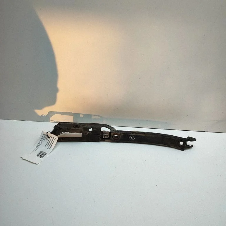 Front bumper mounting bracket – Porsche Boxster 986 (1996-2004)