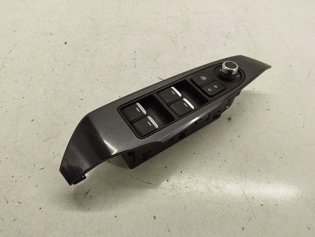 Elektriaknate lüliti GMN3684L6