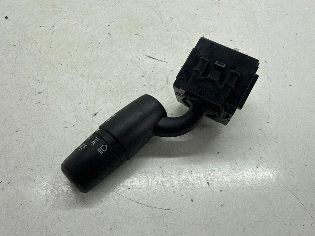 Light switch – Mazda 6 (2016-2018)