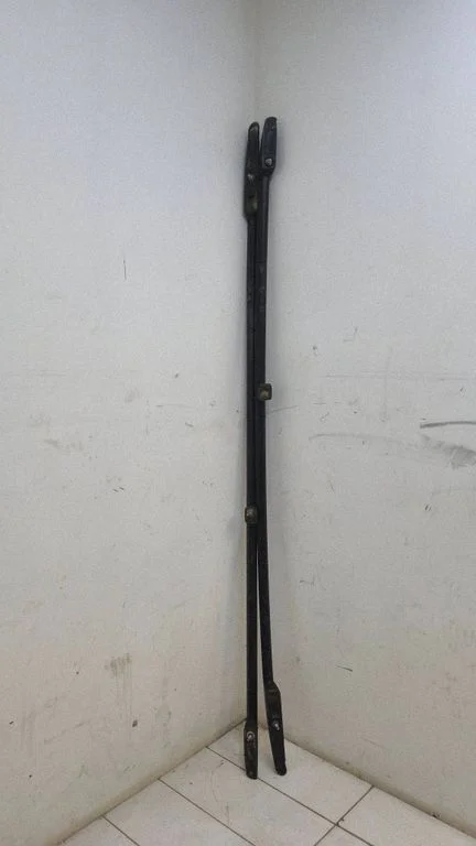 Roof bar rail – Volkswagen Touran II (2010-2016)