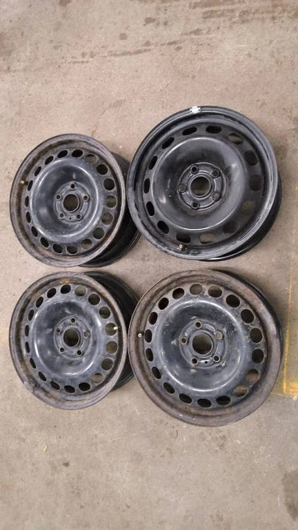 R16 steel rim – Volkswagen Touran II (2010-2016)