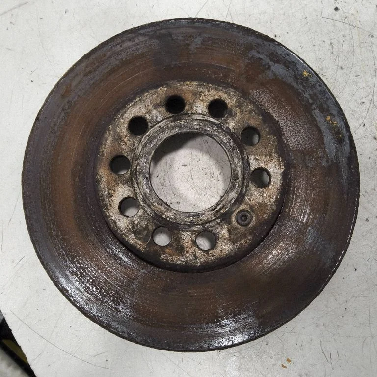 Front brake disc – Volkswagen Touran II (2010-2016)