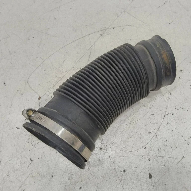Õhu sisselaske voolik (-ud)/ toru (-d) – Opel Vectra C (2002-2005)
