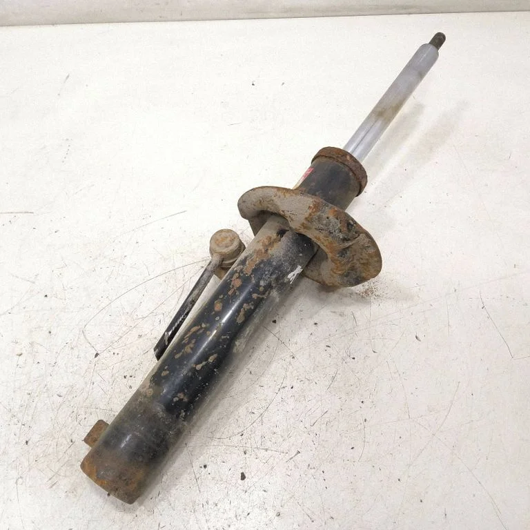 Front shock absorber/damper – Volkswagen Touran II (2010-2016)