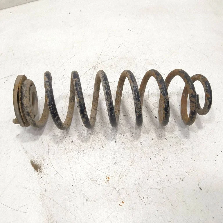 Rear coil spring – Volkswagen Touran II (2010-2016)