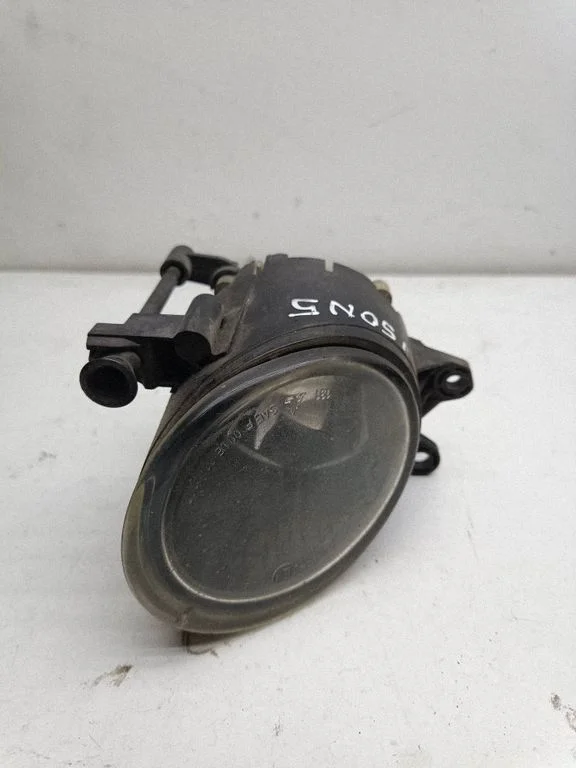 Front fog light 0305065002
