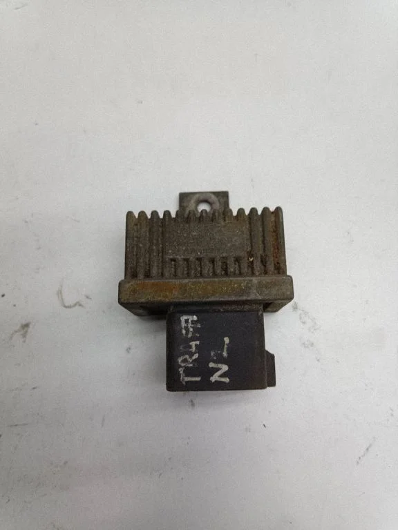Glow plug pre-heat relay – Renault Espace - Grand espace IV (2004-2014)