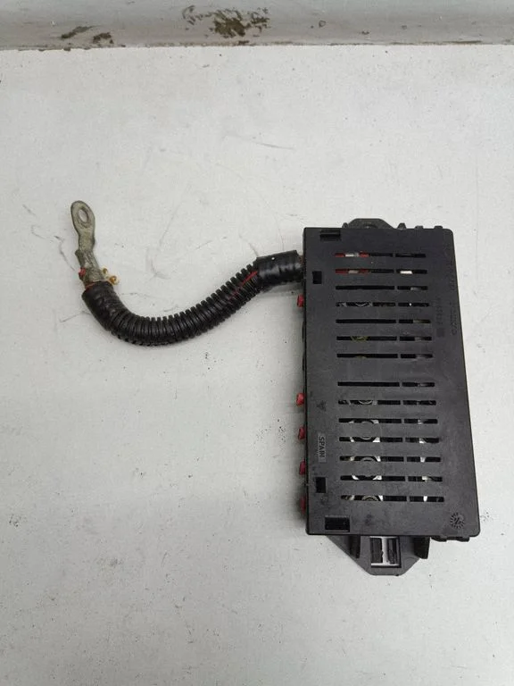 Fuse module – Volvo V70 (2000-2004)